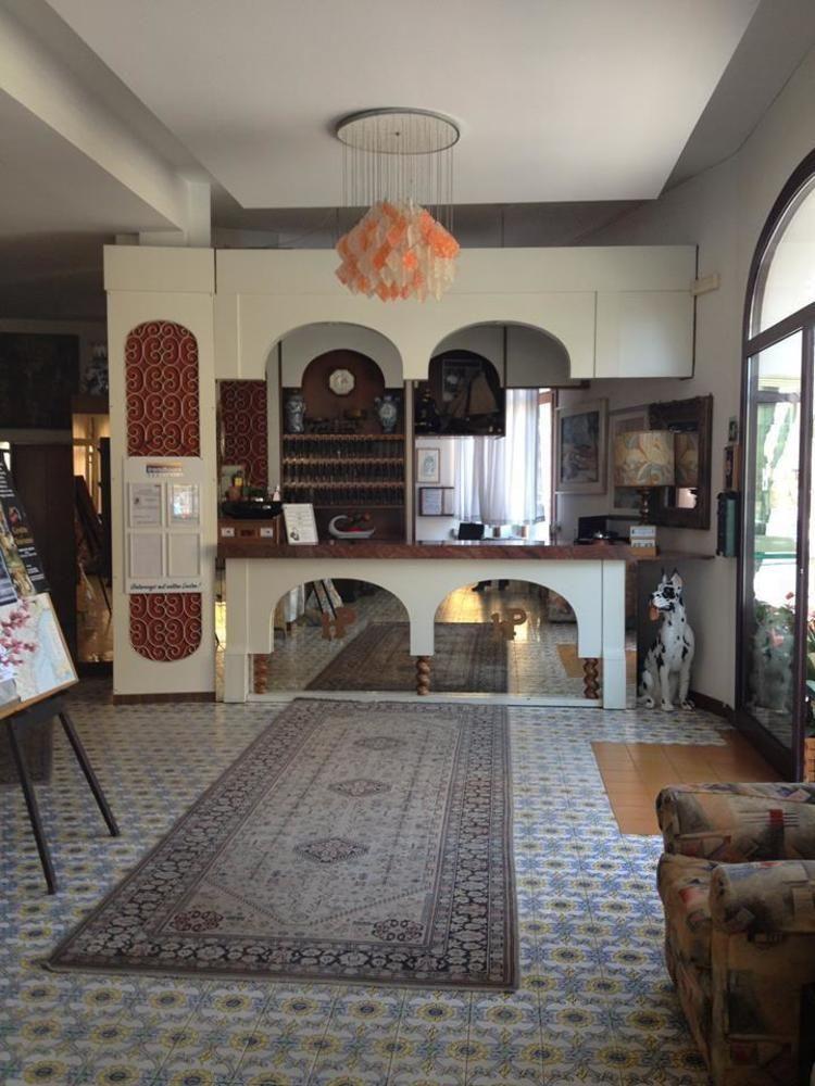 Hotel Paco Pietra Ligure Bagian luar foto